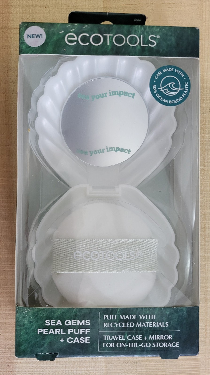 NEW IN BOX Sea Gems Pearl Puff + Case, 2 Piece Set FEE SHIPPING