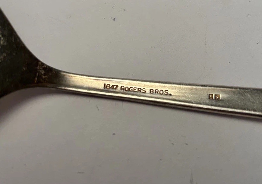 International 1847 Rogers Silverplate - serving Spoon/Fork