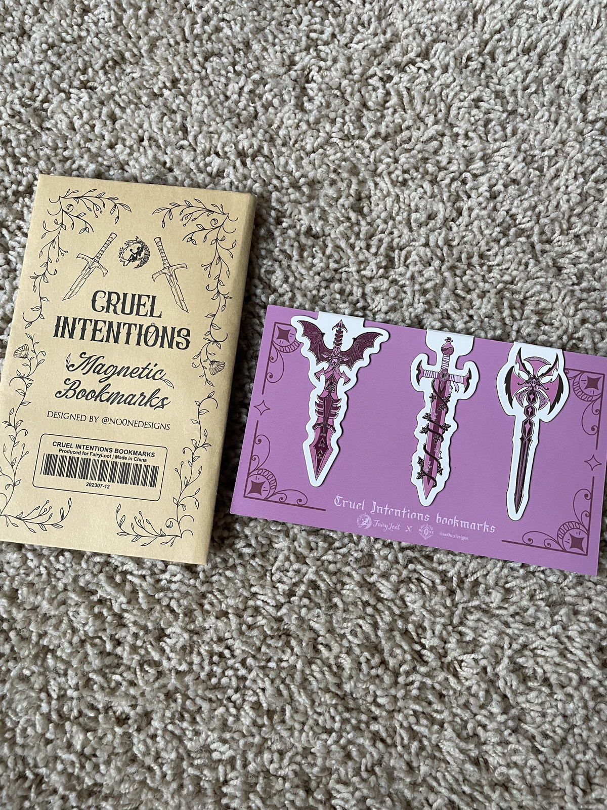 Fairyloot Book Box Cruel Intentions Magnetic Bookmarks - swords