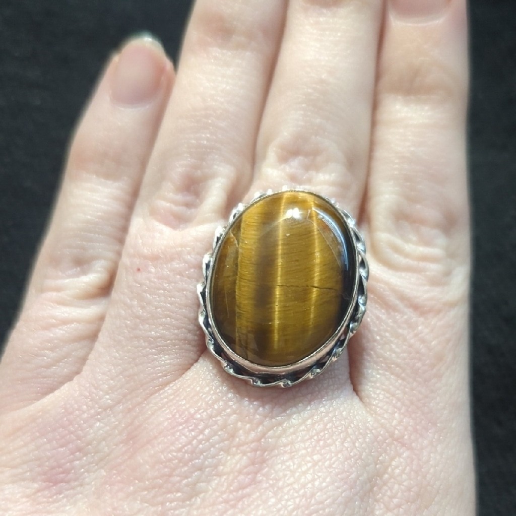 Silver Plated Brown Tiger's Eye Gemstone Oval Statement Ring - Size 8.75