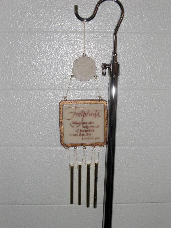 Footprints 11" Chimes ~ New