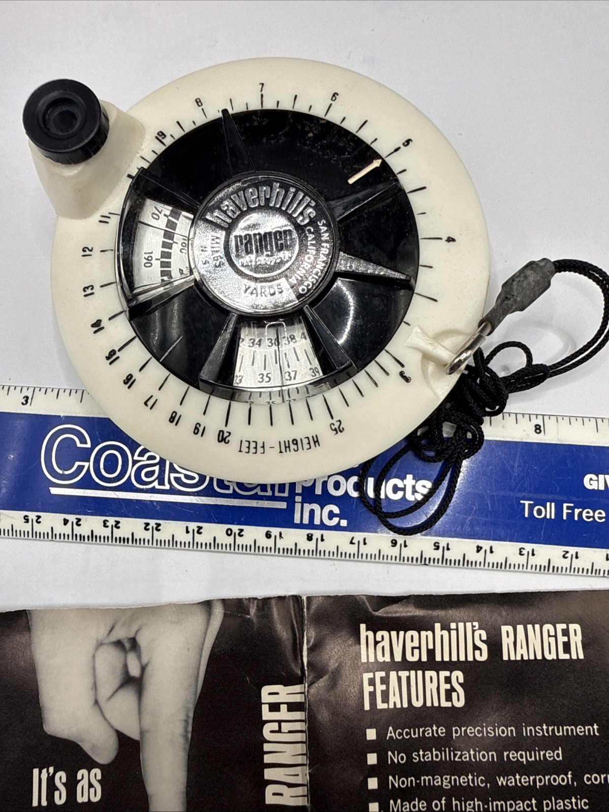 Vintage Davis Instruments 1966 Range Finder with original papers & delivery box