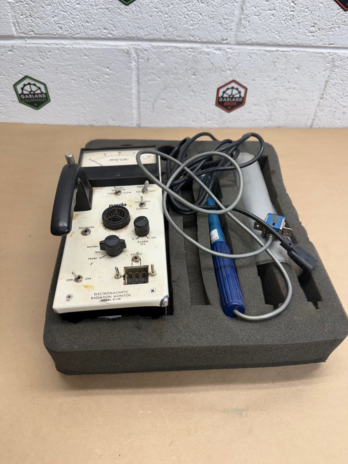 NARDA 8110B Microline Electromagnetic Radiation Monitor with 8120A Probe