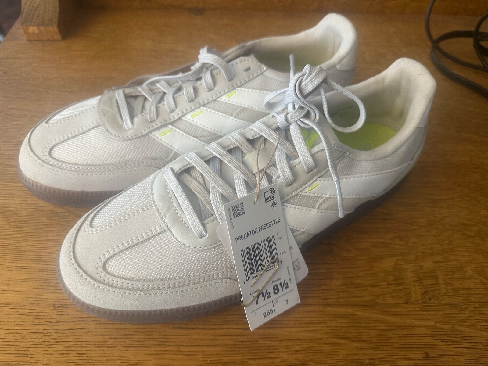 Adidas Predator Freestyle Football Soccer Shoes Men's Size US 7.5 White IF8351