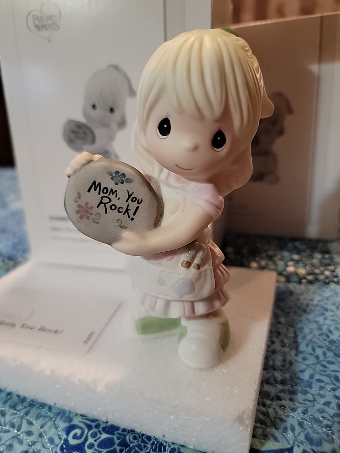 Precious Moments 213005 MOM YOU ROCK  GIRL Porcelain Figurine