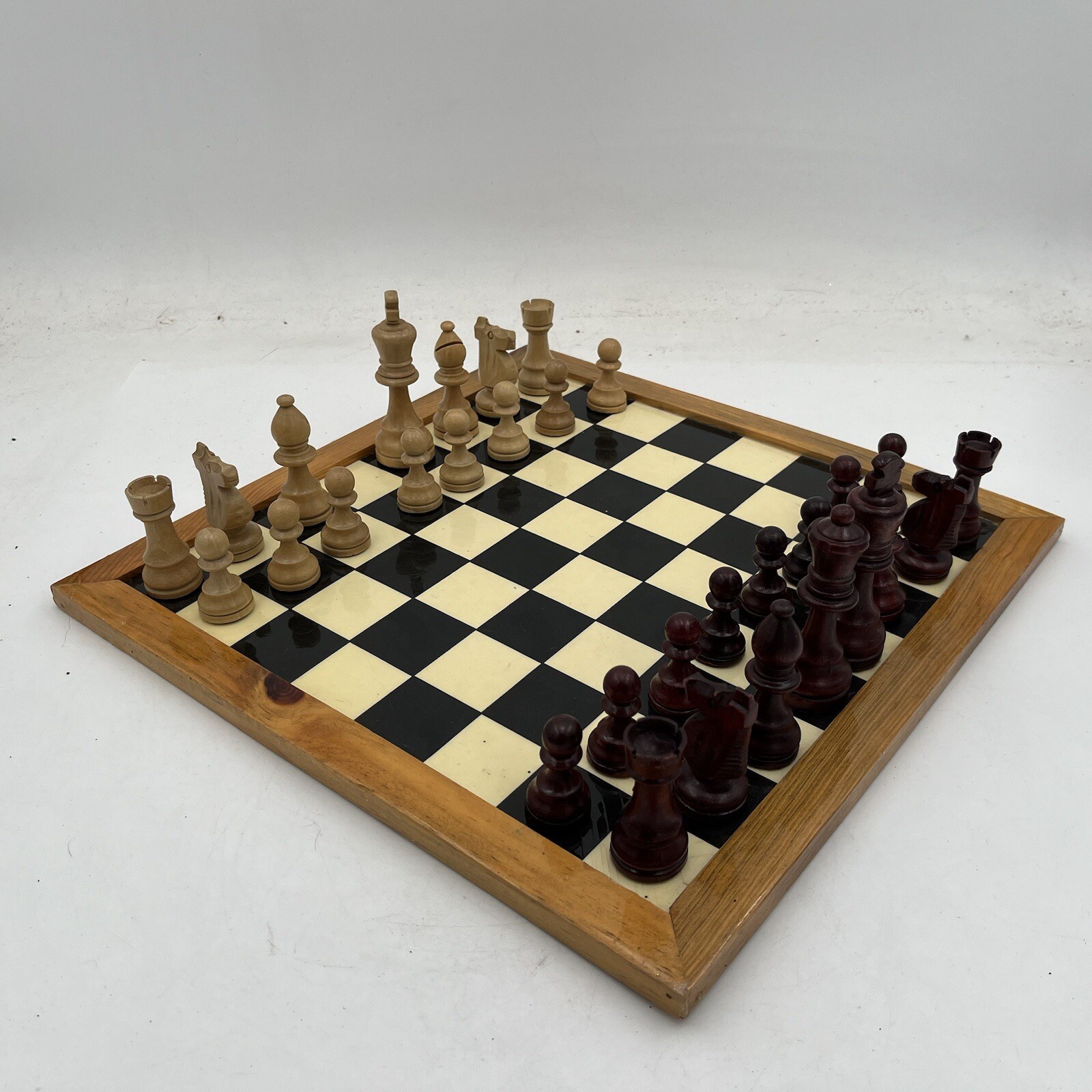 VTG Chess Set Wood Replacement Pieces 3.5" King Mahogany Beige Color