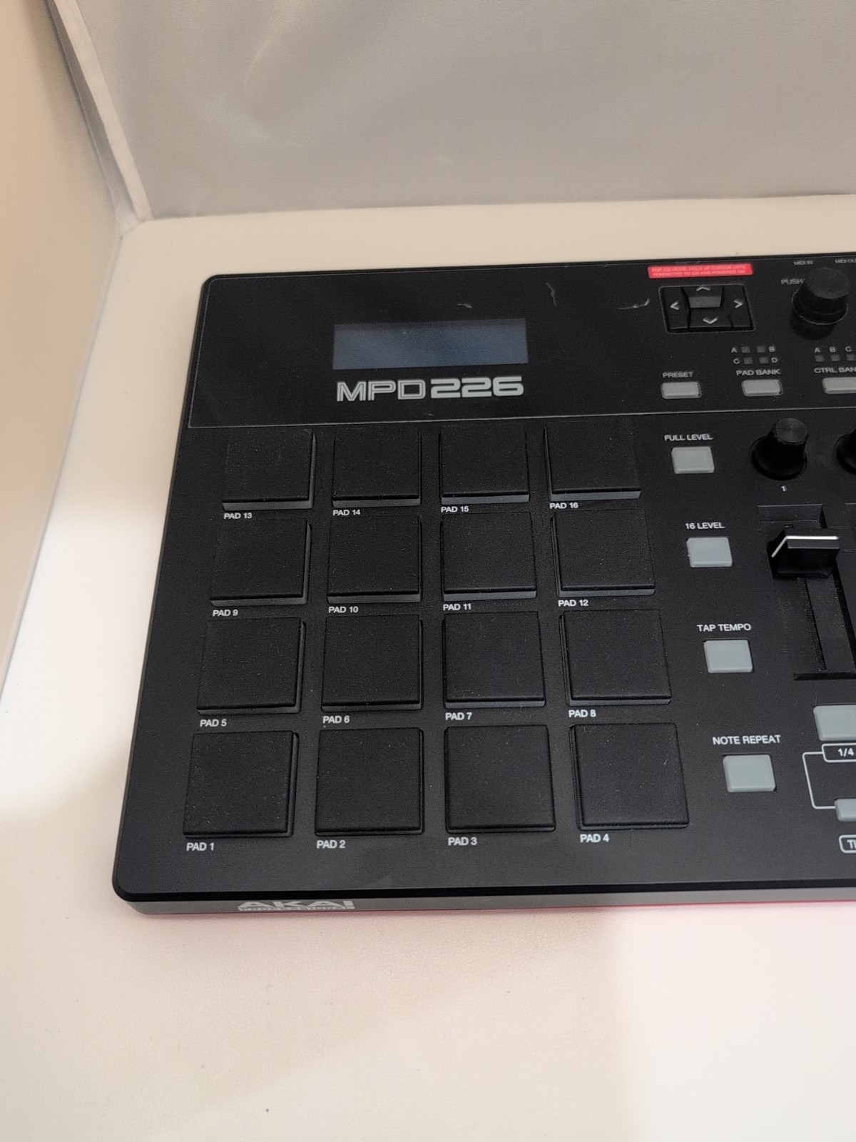 AKAI PROFESSIONAL MPD226 - 16-PAD USB STUDIO CONTROLLER INTERFACE Tested