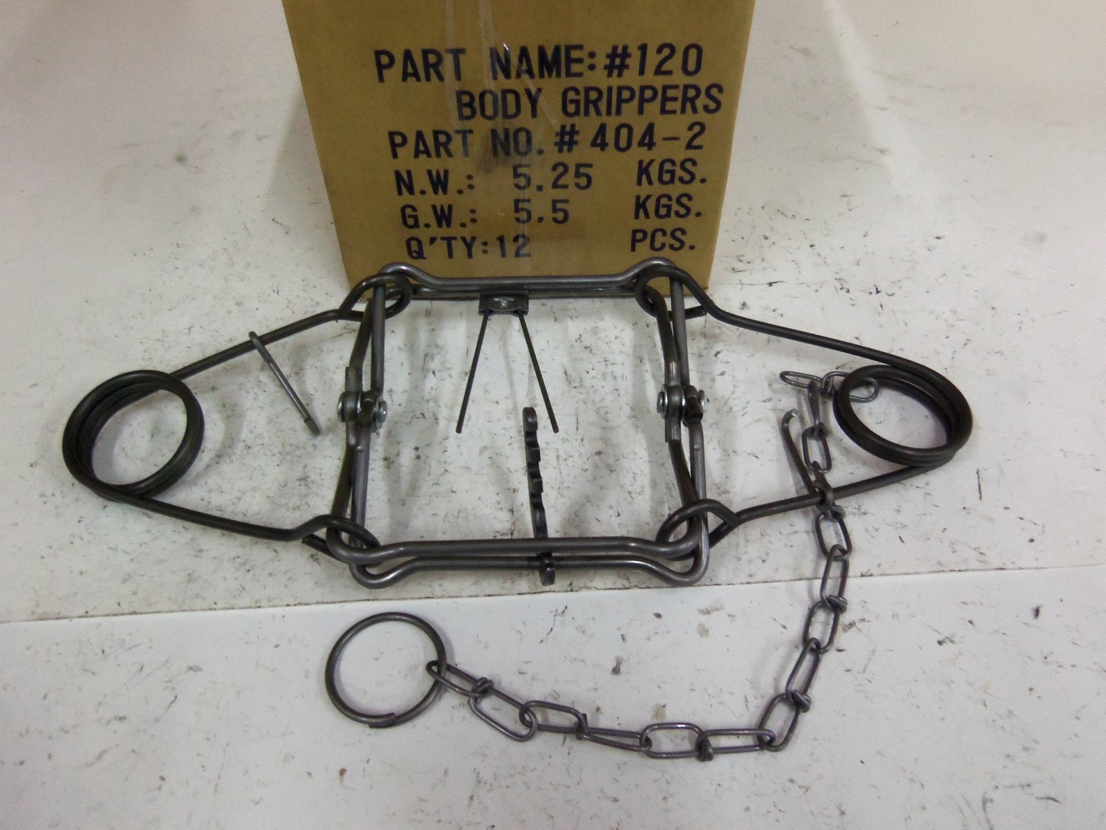 1 Bridger 120 Magnum Body Gripping  Traps 404-2 Muskrat  Mink Fisher