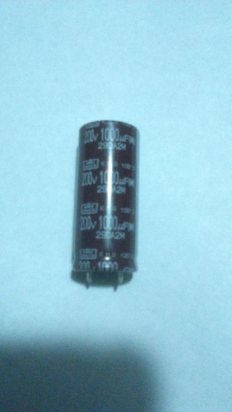 EKMQ201VSN102MP50S 1000uf 200vdc Capacitor