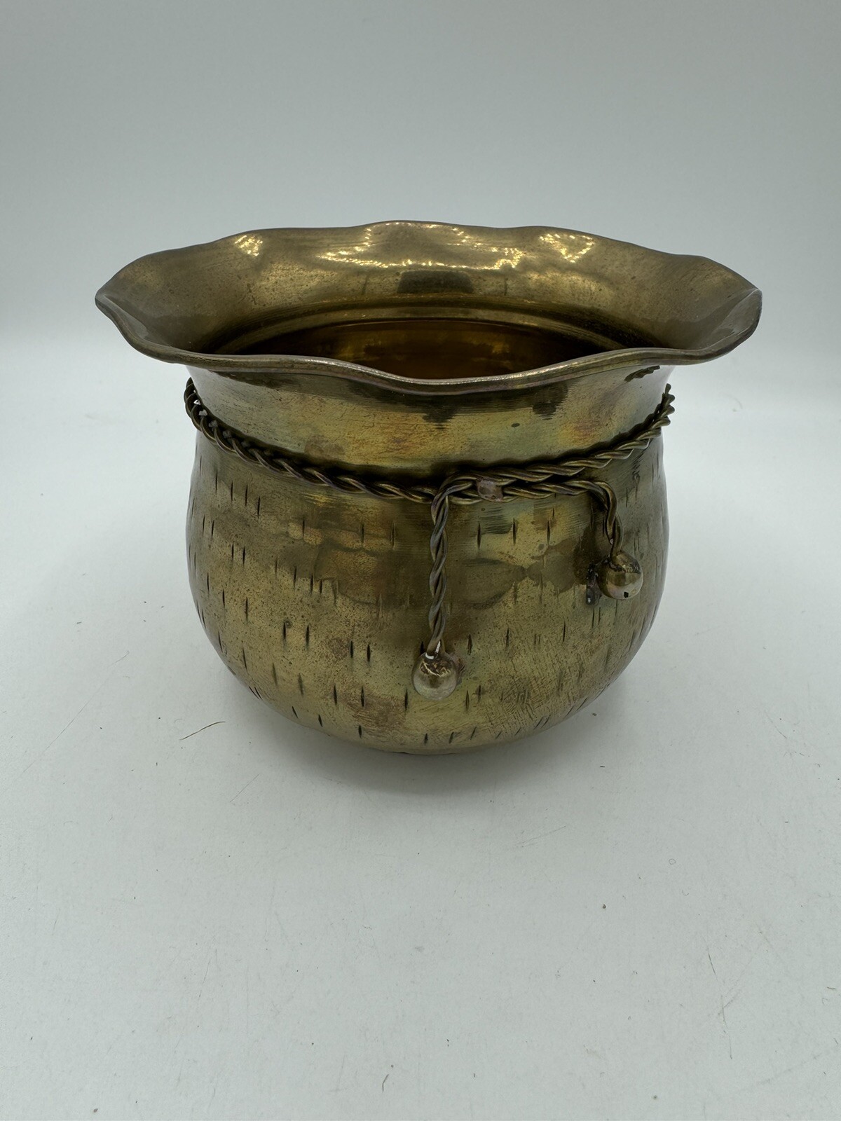 Vintage Brass Ridged Vase Planter Ruffle Top With Patina Made in India 4”