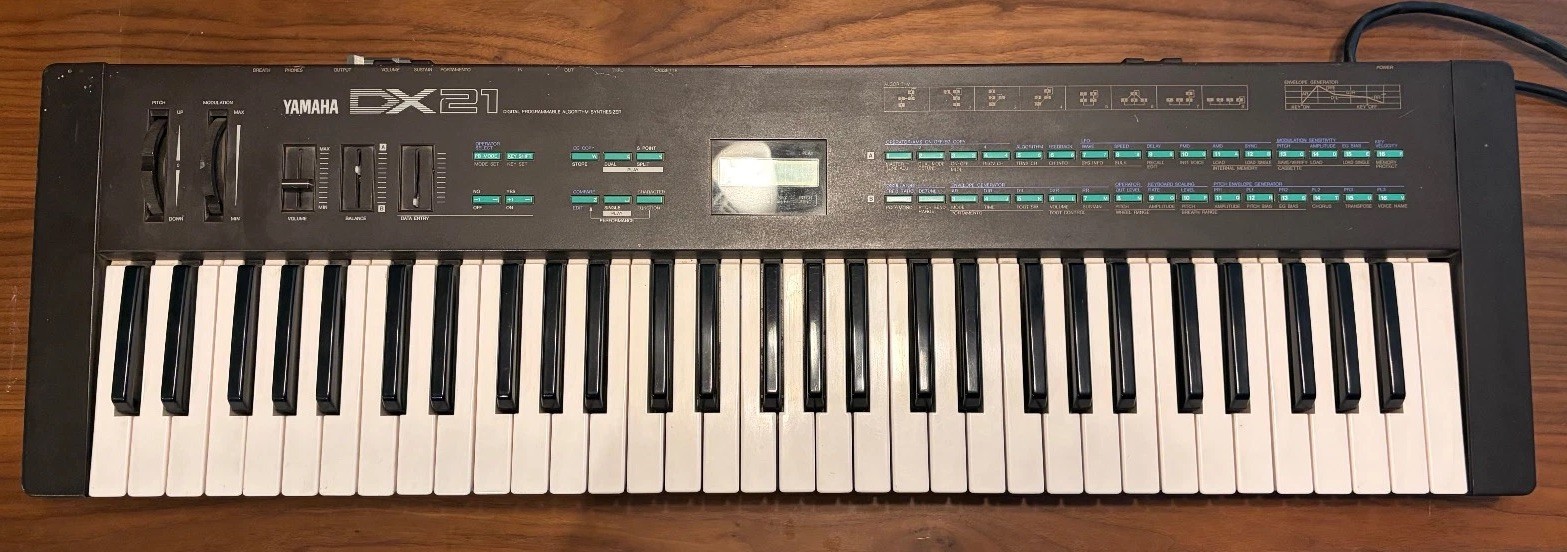YAMAHA DX21 FM Digital Synthesizer Keyboard 61-Key Working