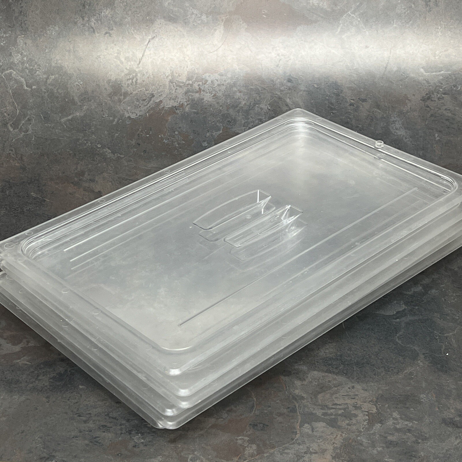 Lot Of 5 Cambro - 10CWCH - Full Size Clear Camwear® Handled Food Pan Cover