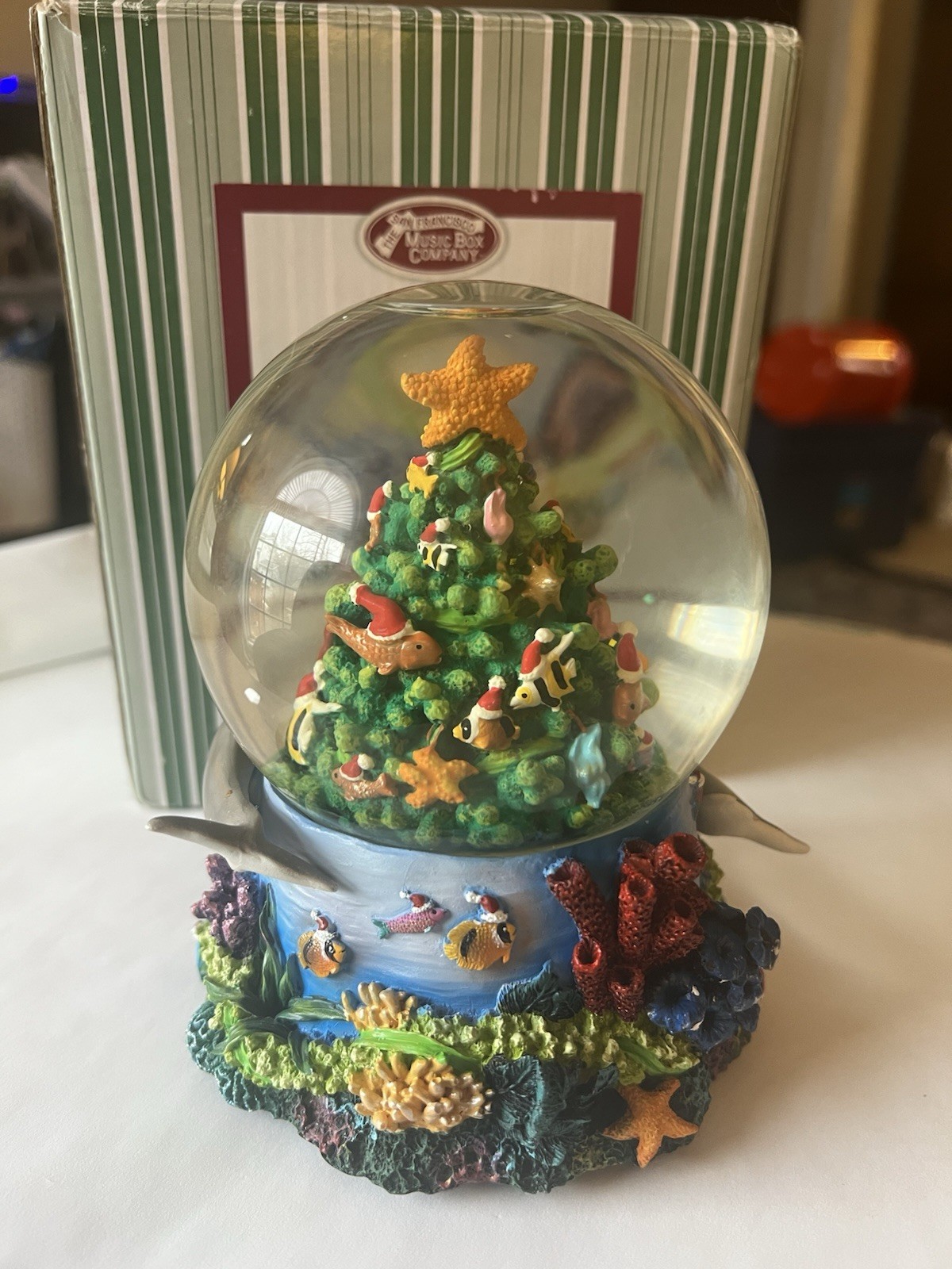 San Francisco Under The Sea Xmas Water Globe Works