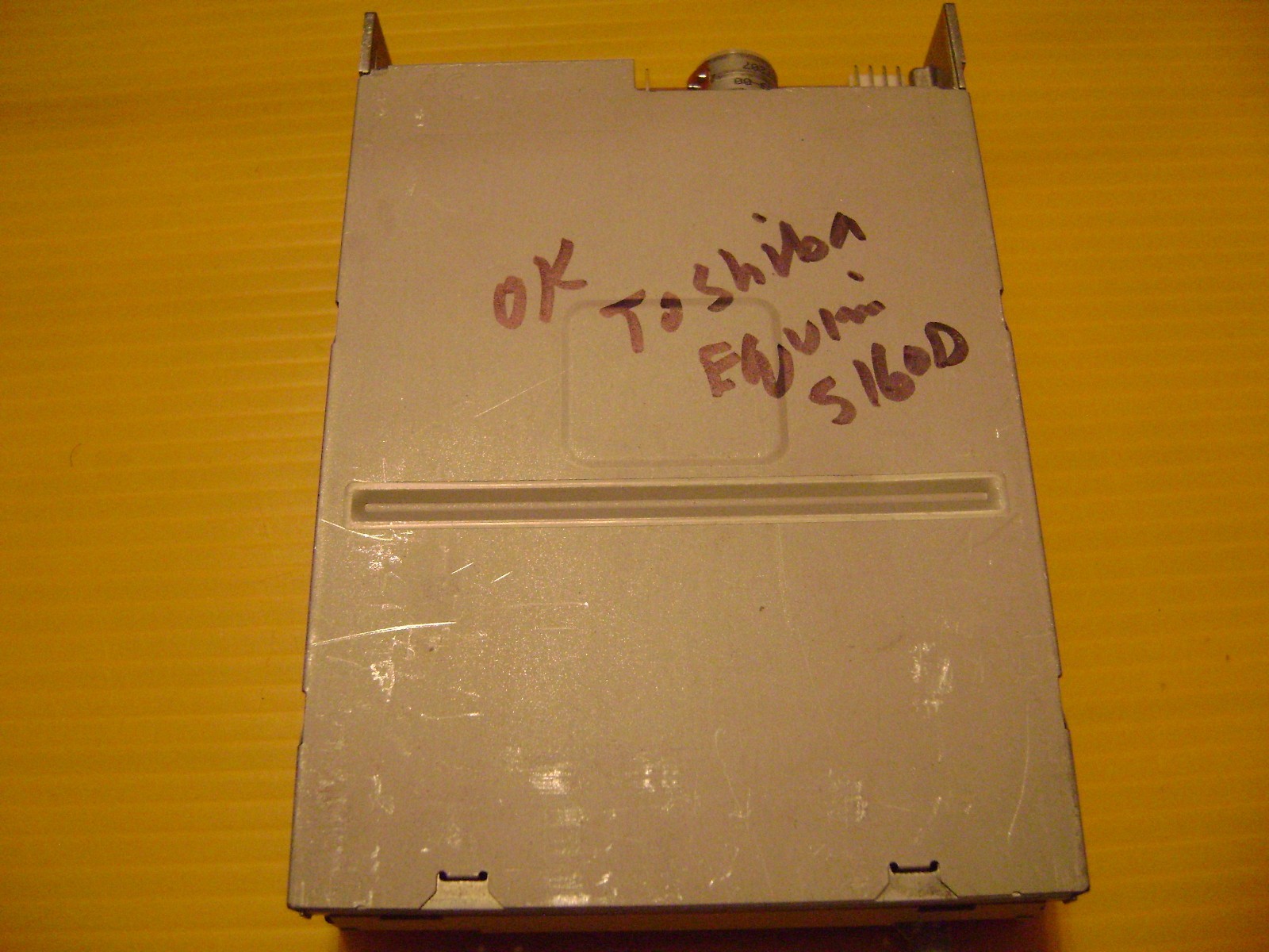 Toshiba Equium 5160D 19307773-81 FD-235HG Floppy Drive Original OEM Part