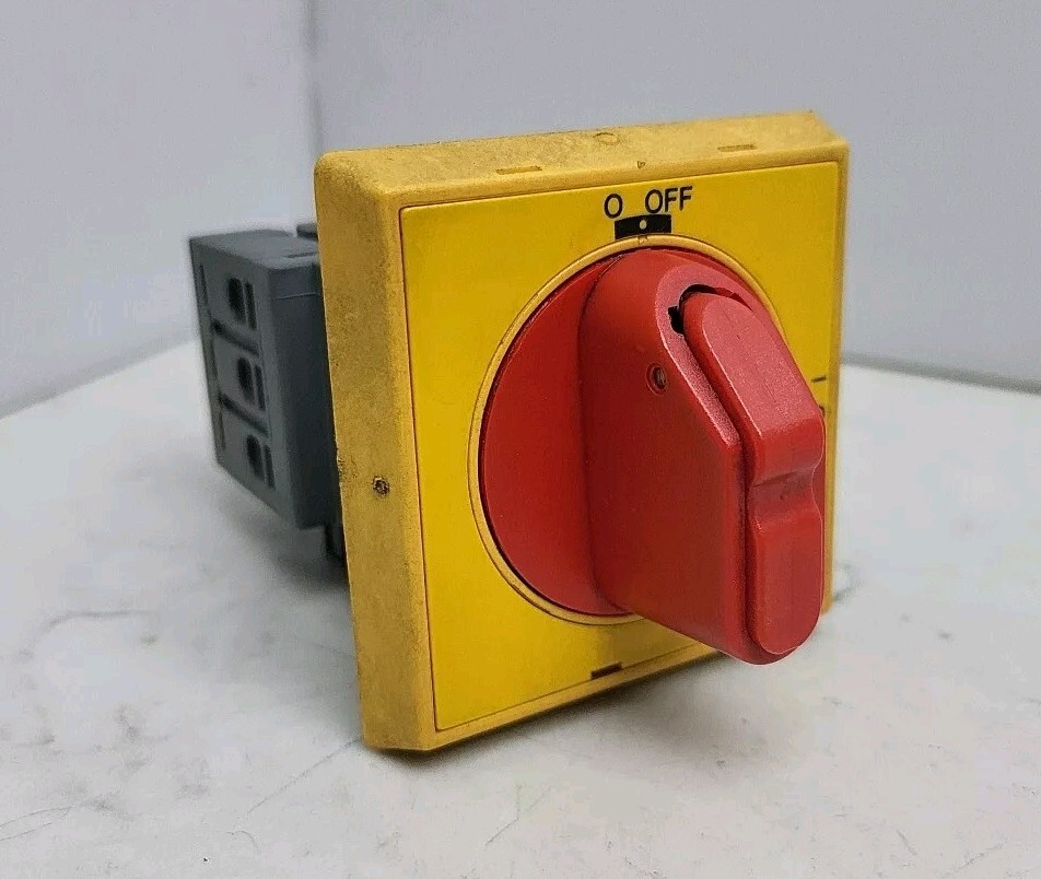 Abb Selector Switch Bussmann CDNF25A3D Lockable Disconnect Switch CDAUX Contact