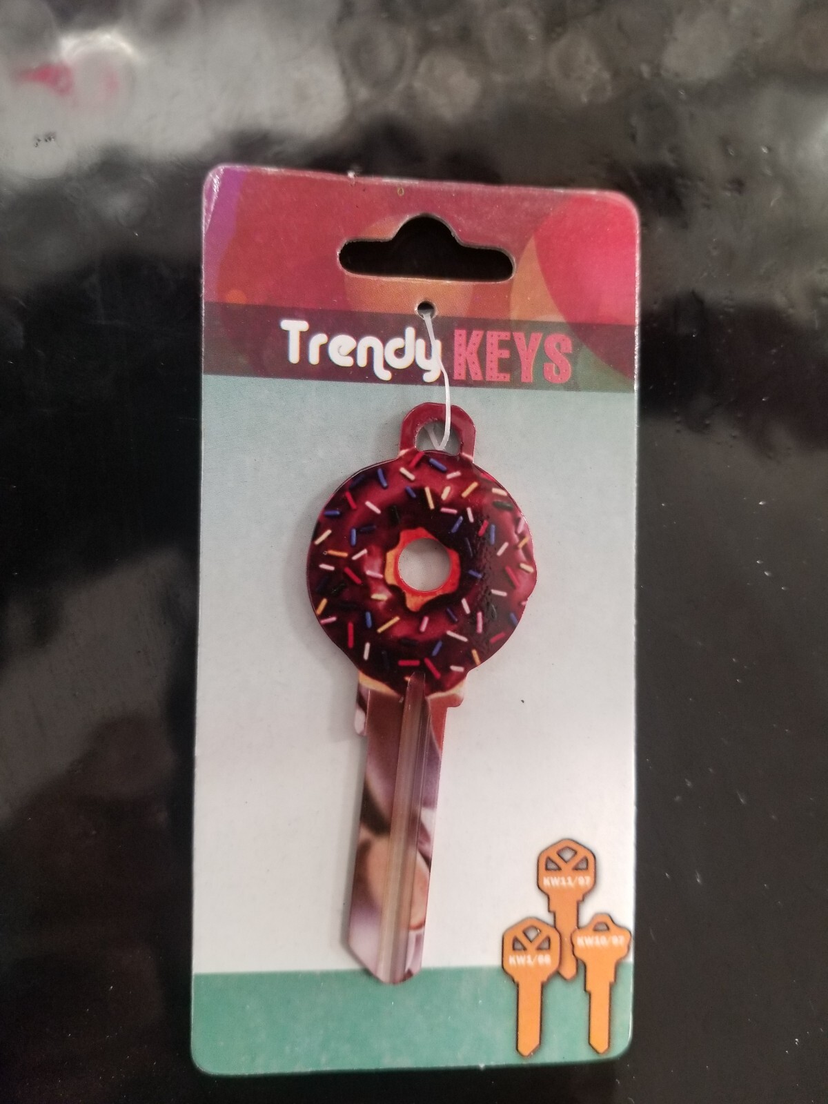 DONUT W/ CHOCOLATE FROSTING & SPRINKLES KWIKSET KW1/KW10 KEYBLANK - READ DETAILS