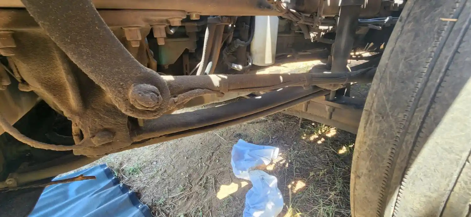 (Used) 2012 Volvo VNL, FRONT LEAF SPRINGS Front Leaf & Springs  P-50806