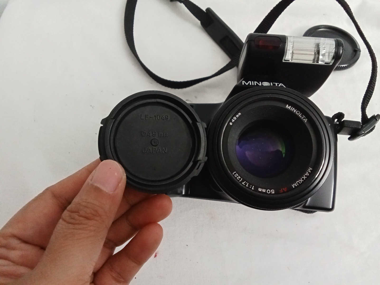 Minolta Maxxum 3000i 35mm Camera With Flash Untested