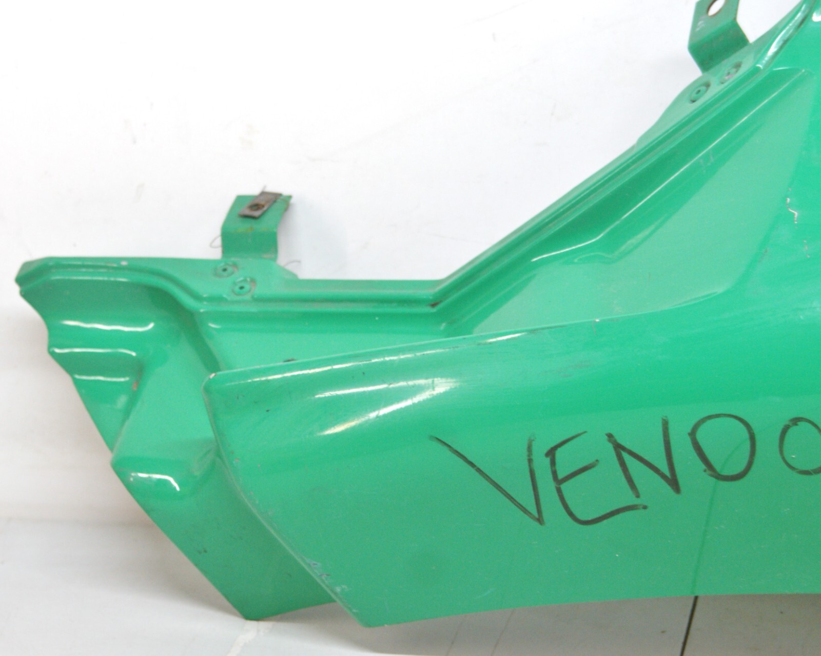 1999-2010 Ford/Sterling F6HT-16C175 Fender Extension Left Hand GREEN 8290