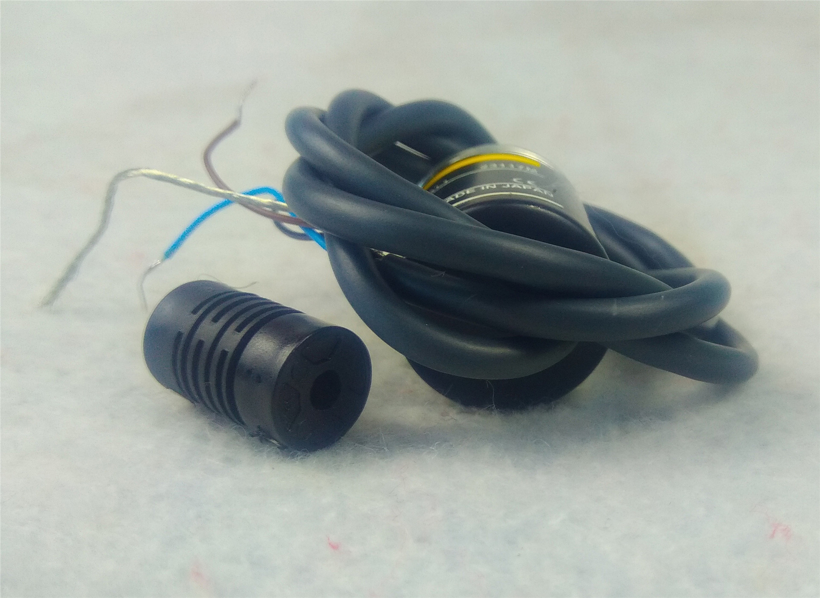 Omron Rotary Encoder E6A2-CS3C 100P/R New-