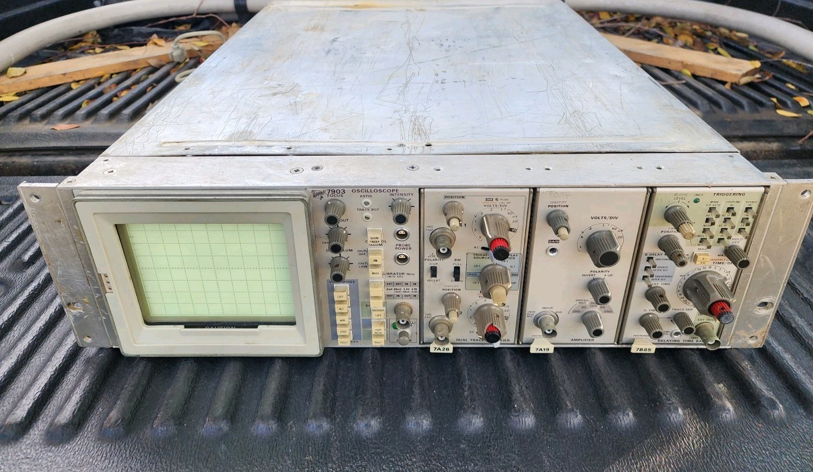 Tested & Working Vintage Tektronix 7903 Analog Oscilloscope Test Equipment