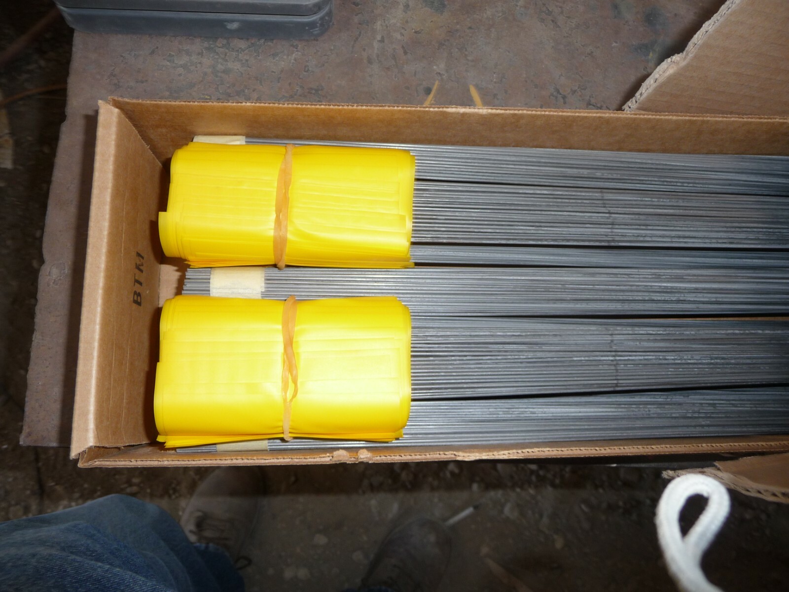 Presco Products Co 4530Y-200 Marking Flag Yellow Pvc Pk 1000