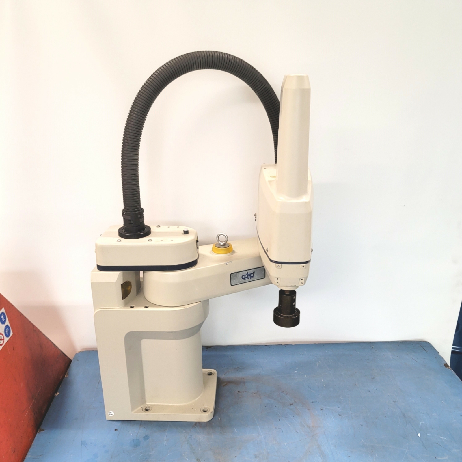 Adept Cobra s600 Table-Top SCARA Robot Manipulator Arm, Min/Max Reach 163/600mm