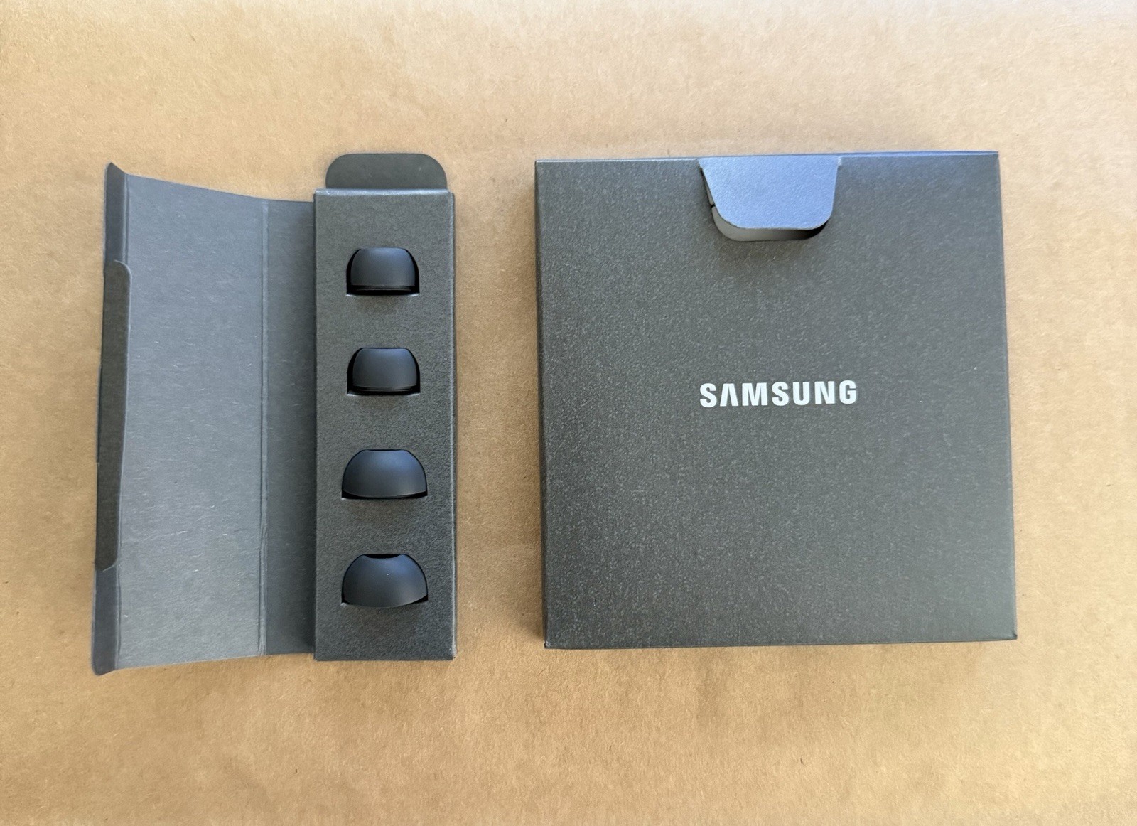 Original Ear Tips Manual Set For Samsung Galaxy Buds4 Pro OEM NEW