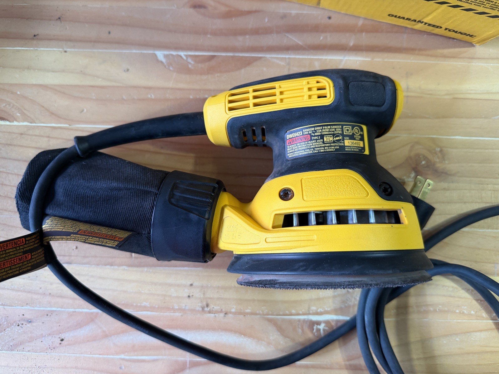DEWALT Random Orbit Sander, Variable Speed, 5-Inch (DWE6423)