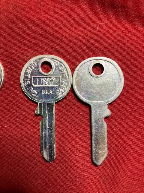 Lot Of 10 Assorted Curtis UN- Keyblanks