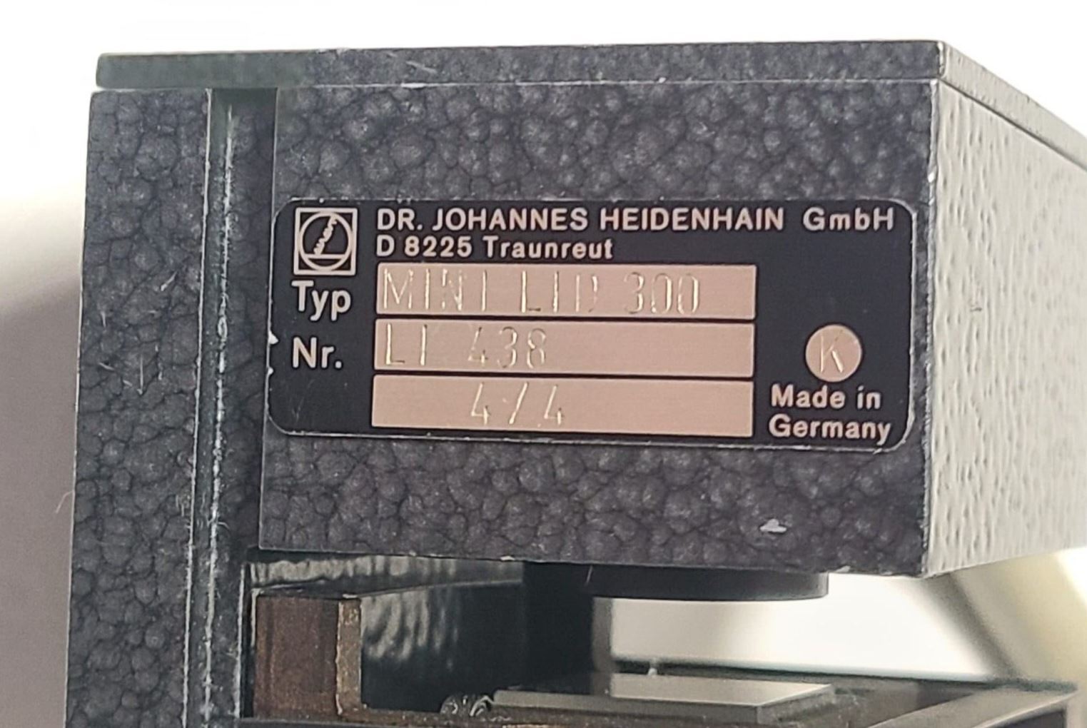 Heidenhain Linear Scale Measuring Optical Encoder Mini LID 300 LI 438 4/4