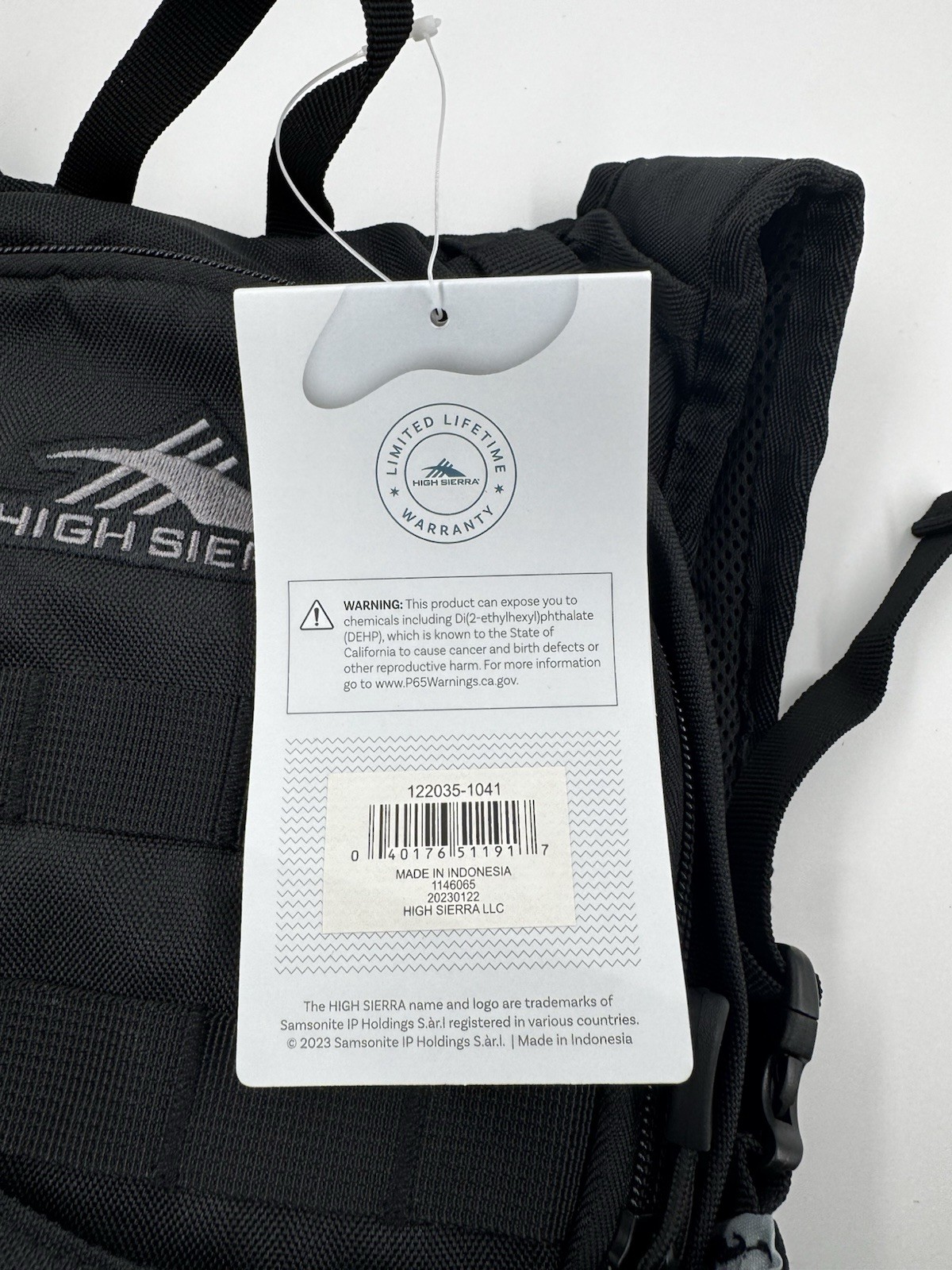 High Sierra Hydration Backpack 2 Liter Water Hiking Camping Backpack Black