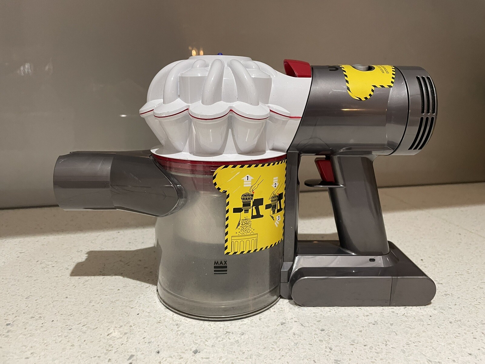Dyson V7 Cord Free White Vacuum Cleaner- MainBody Only