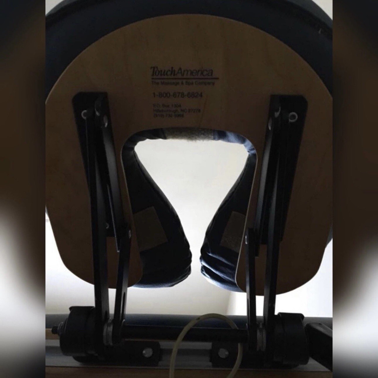 TouchAmerica Portable Massage Table
