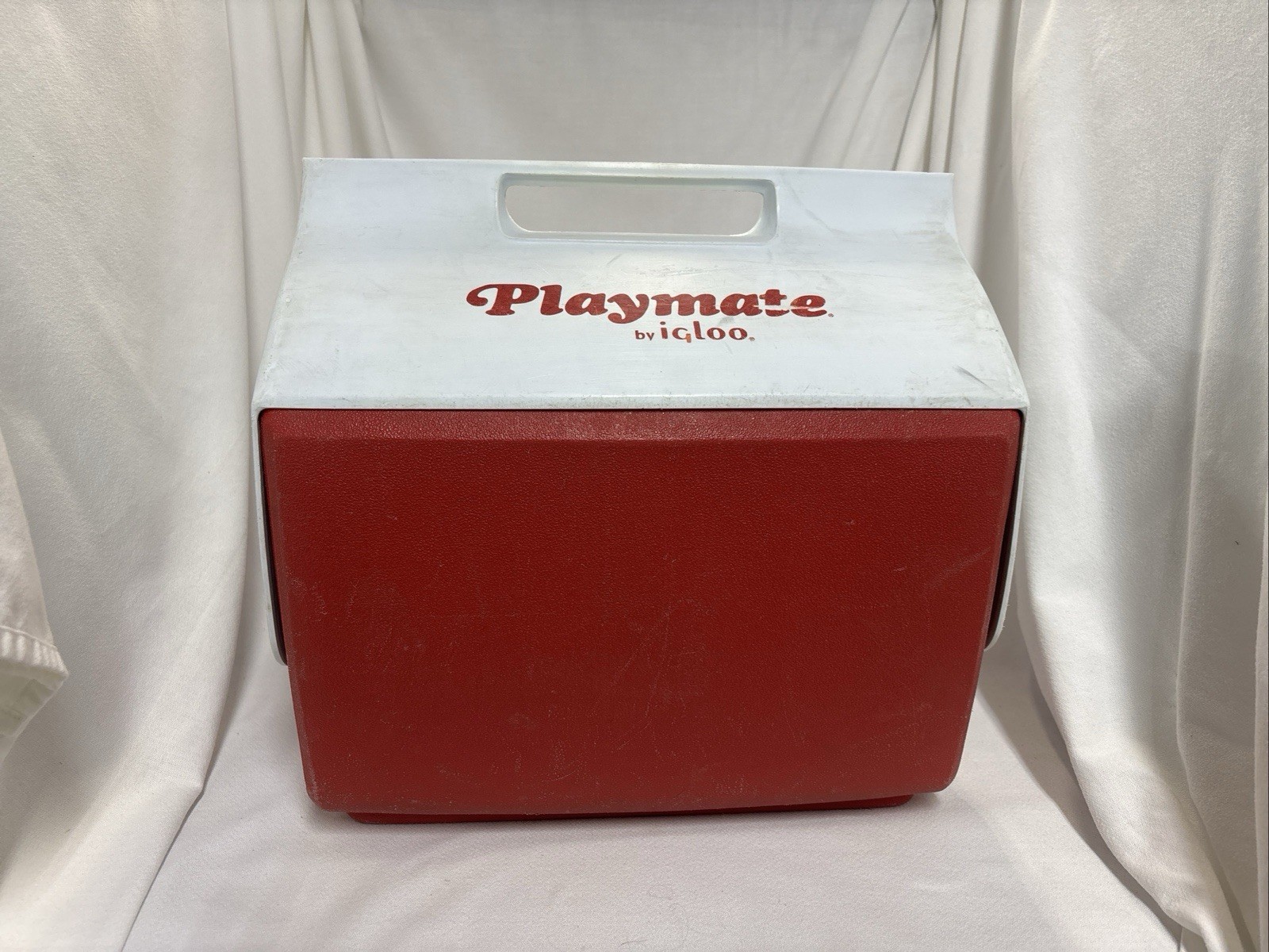 Igloo Play Mate Cooler Vintage Red White, Made in Houston, TX, USA
