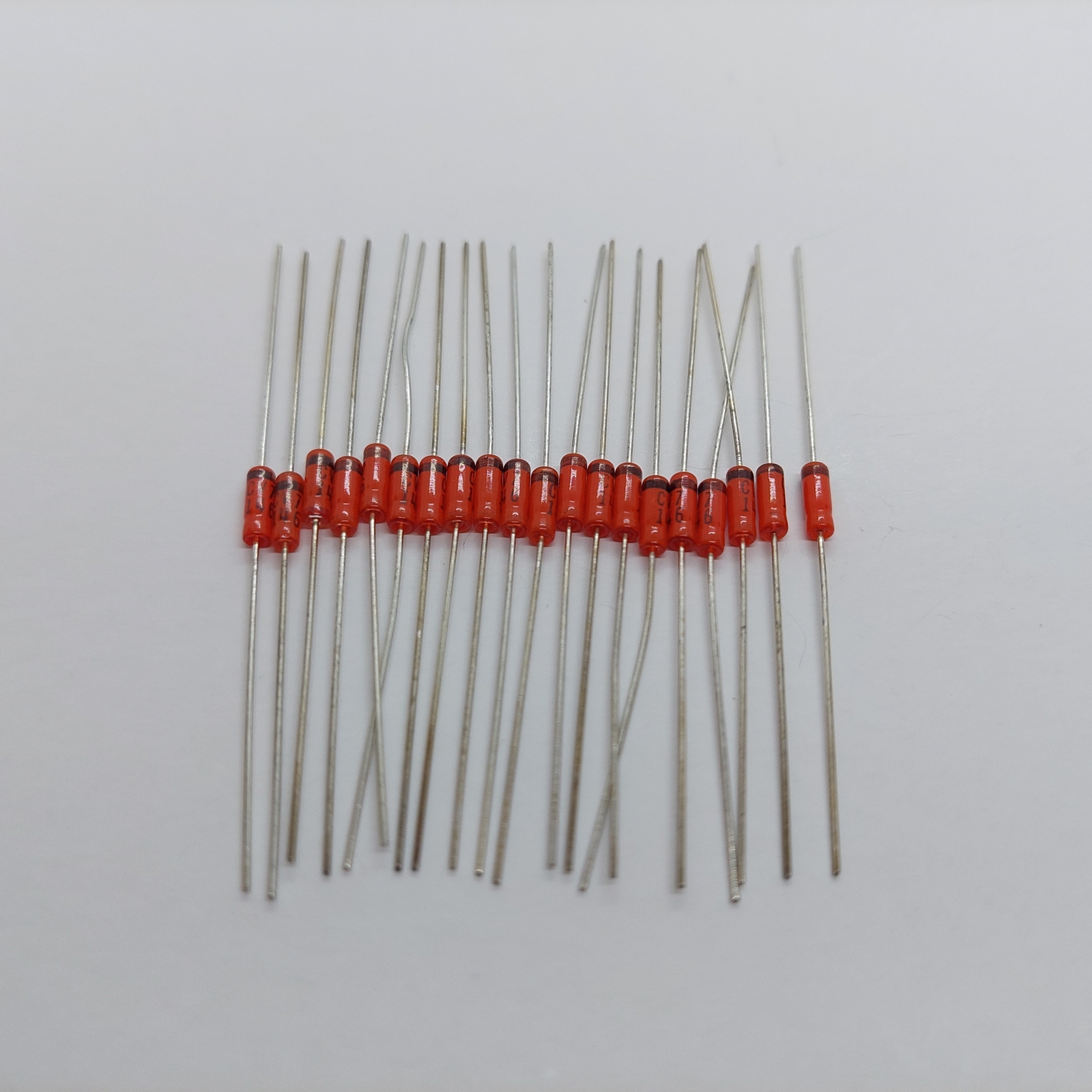 BZY88C13/CV7146 DIODE X 20pcs