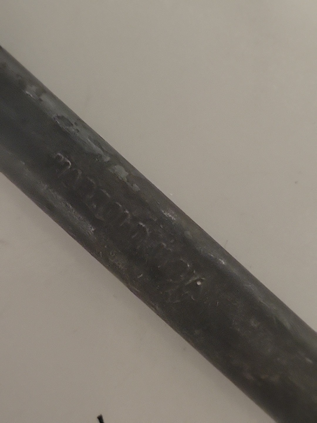 Harrold 15in Rolling Head Pry Bar