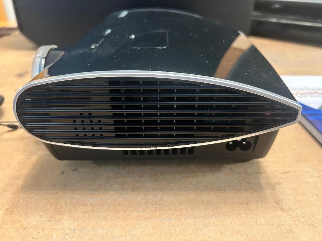 Viewsonic PJ258D/DLP Projector 155 lamp hours