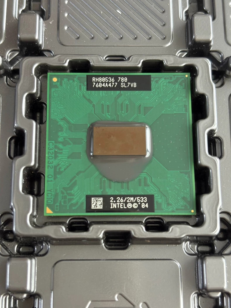Intel Pentium M 780 2.26 GHz 2M Cache Socket 479 SL7VB Notebook CPU  processor