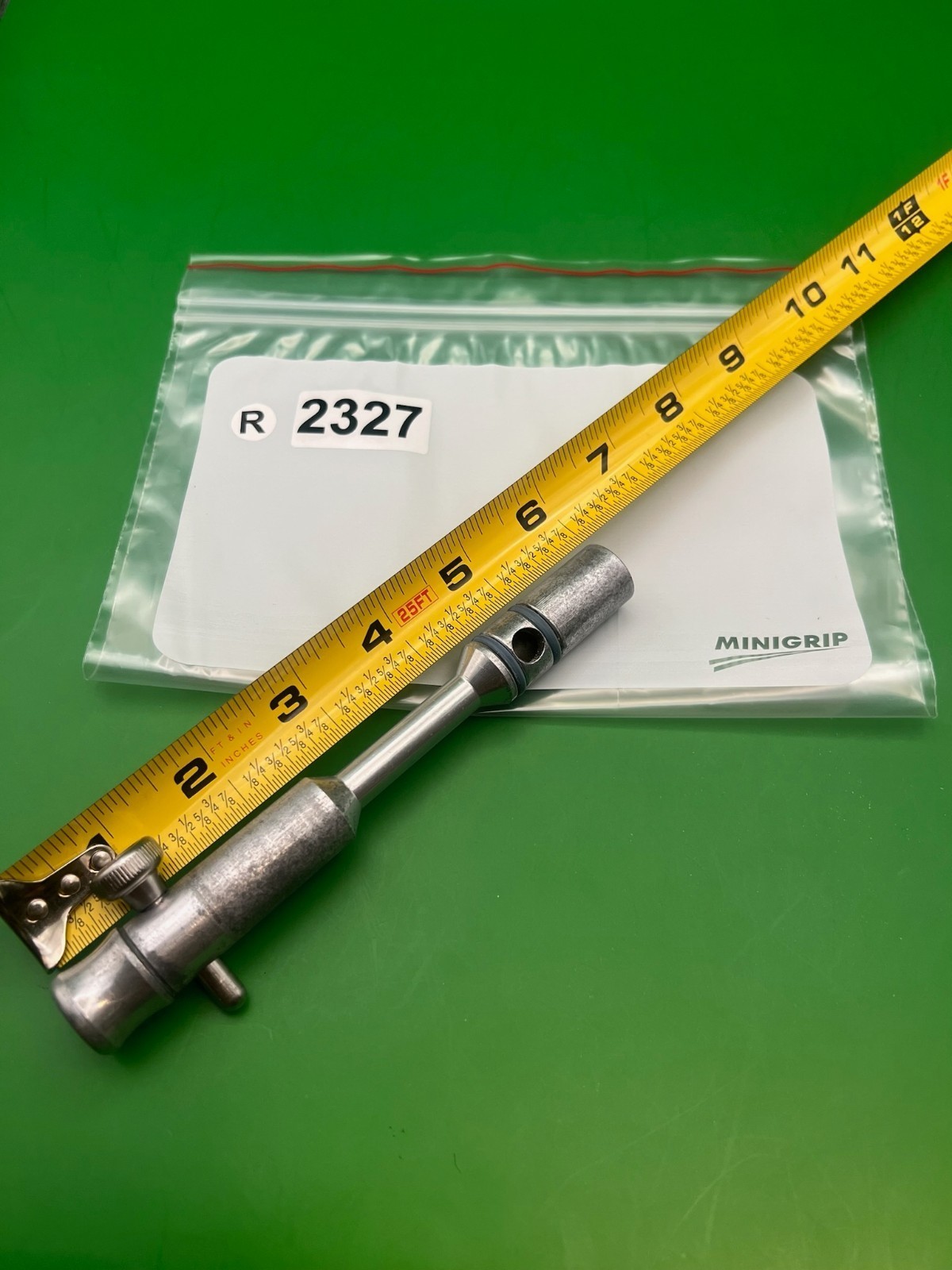 Autococker Bolt