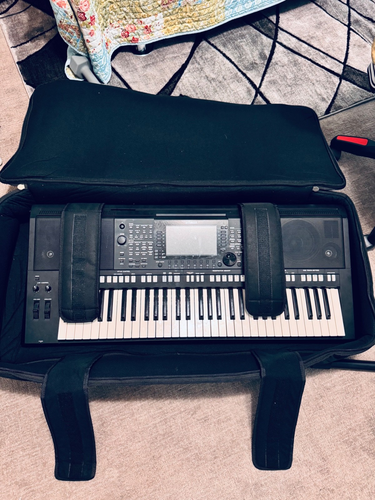 yamaha keyboard psr s775