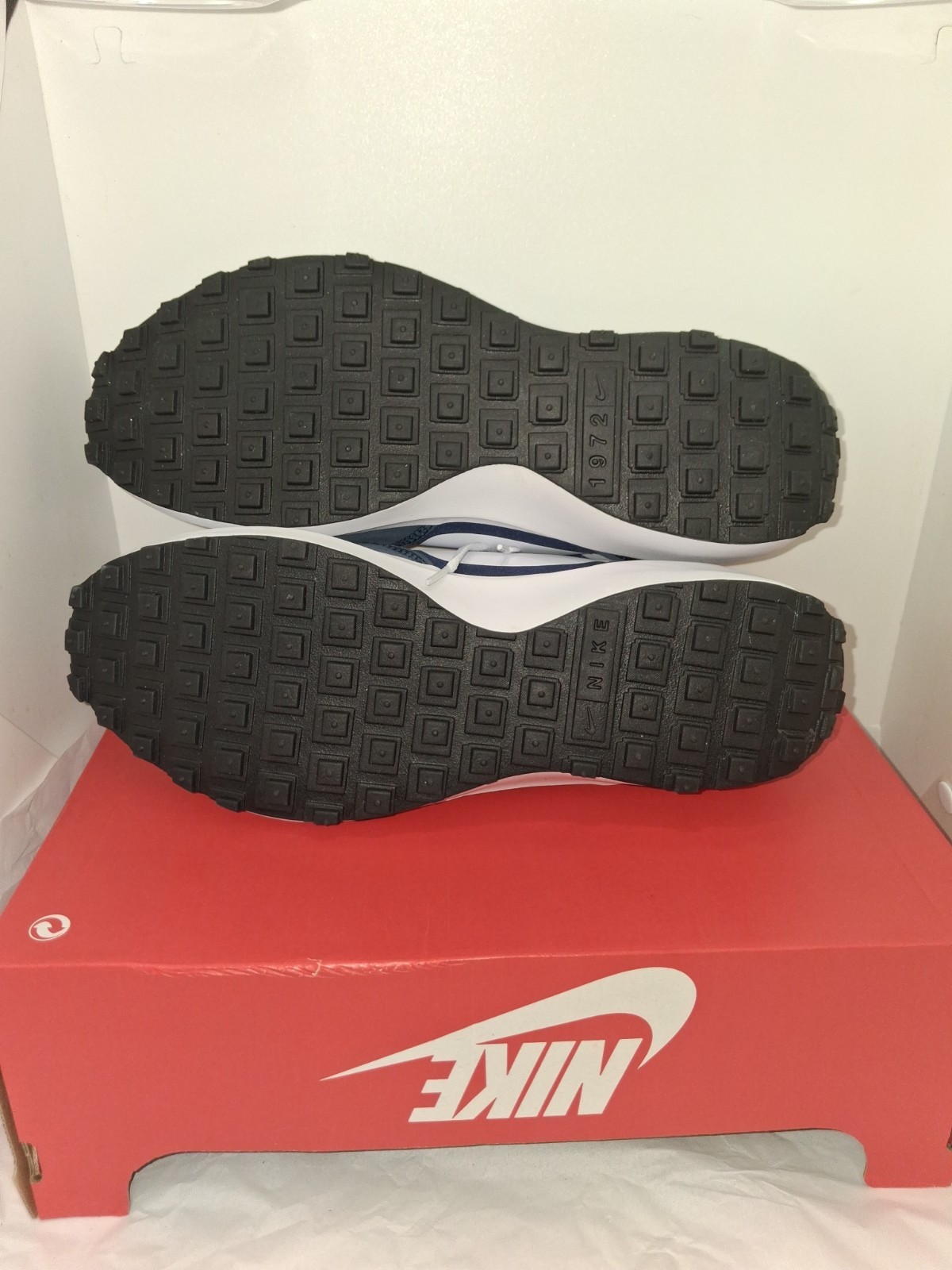 Nike Waffle Debut Midnight Navy Size 11 Mens and 12.5 Womens