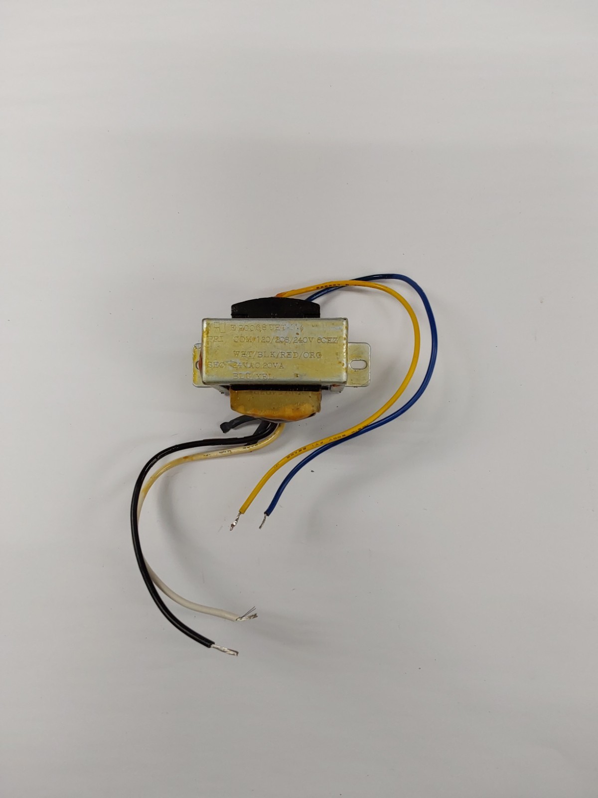 Universal Enterprises UET-114 Transformer E90068 New