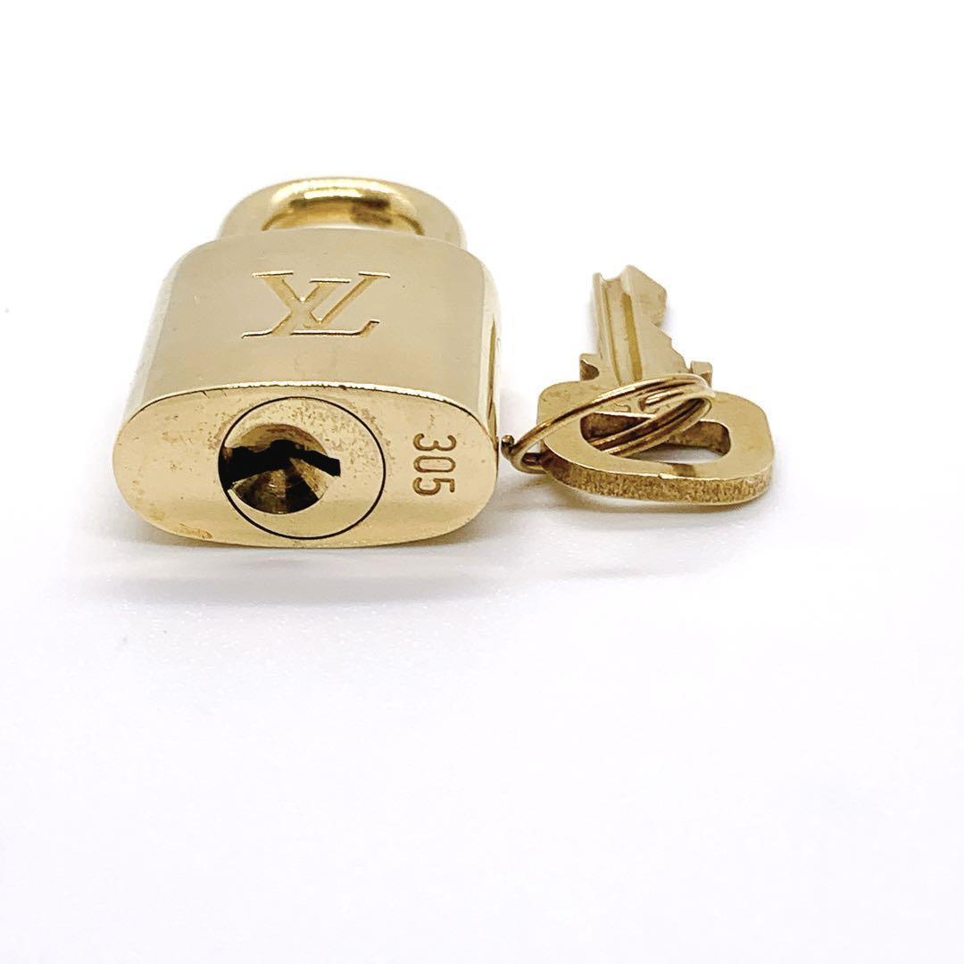 LOUIS VUITTON PadLock Lock & Key Brass Gold Authentic Number random Japan Used