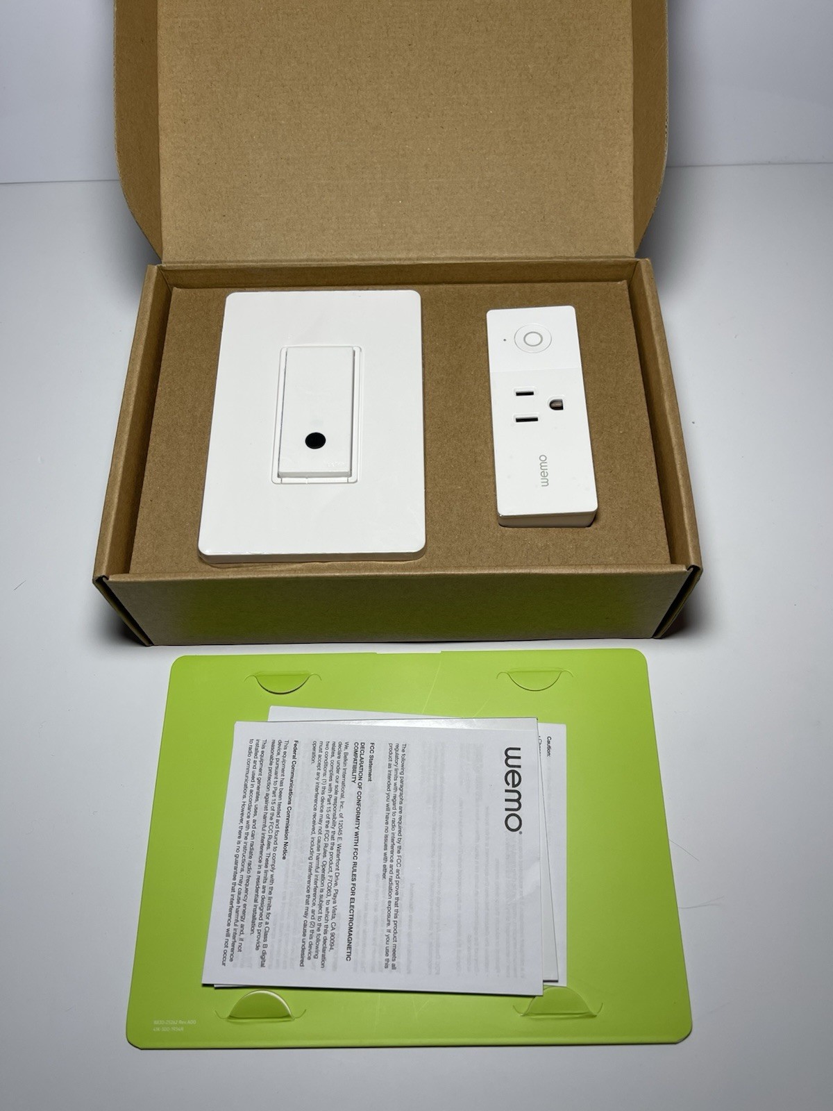 Belkin WeMo WiFi Light Switch + Smart Plug Bundle, Voice Control WLSP3063-BDL