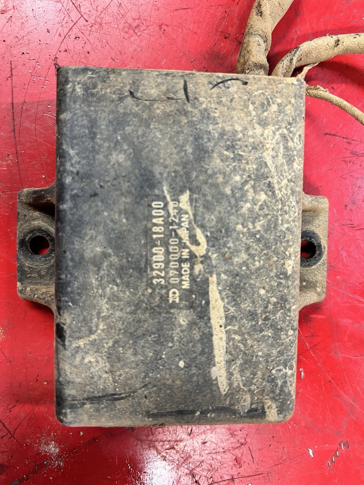 85-86 Suzuki Quadrunner LT230 Ignition Control Unit CDI Box 32900-18A00 LTF230