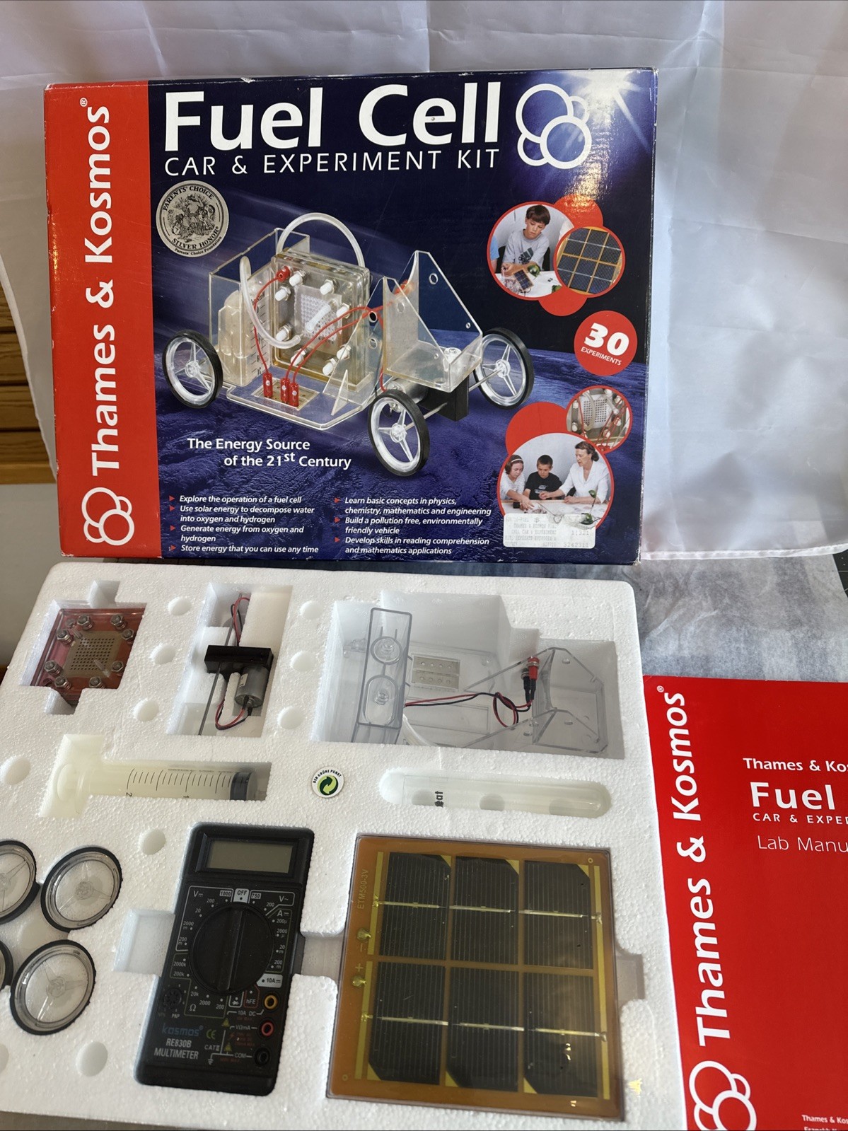 Thames & Kosmos Fuel Cell Car & Experiment Kit – Open Box (Inner Kit Sealed)
