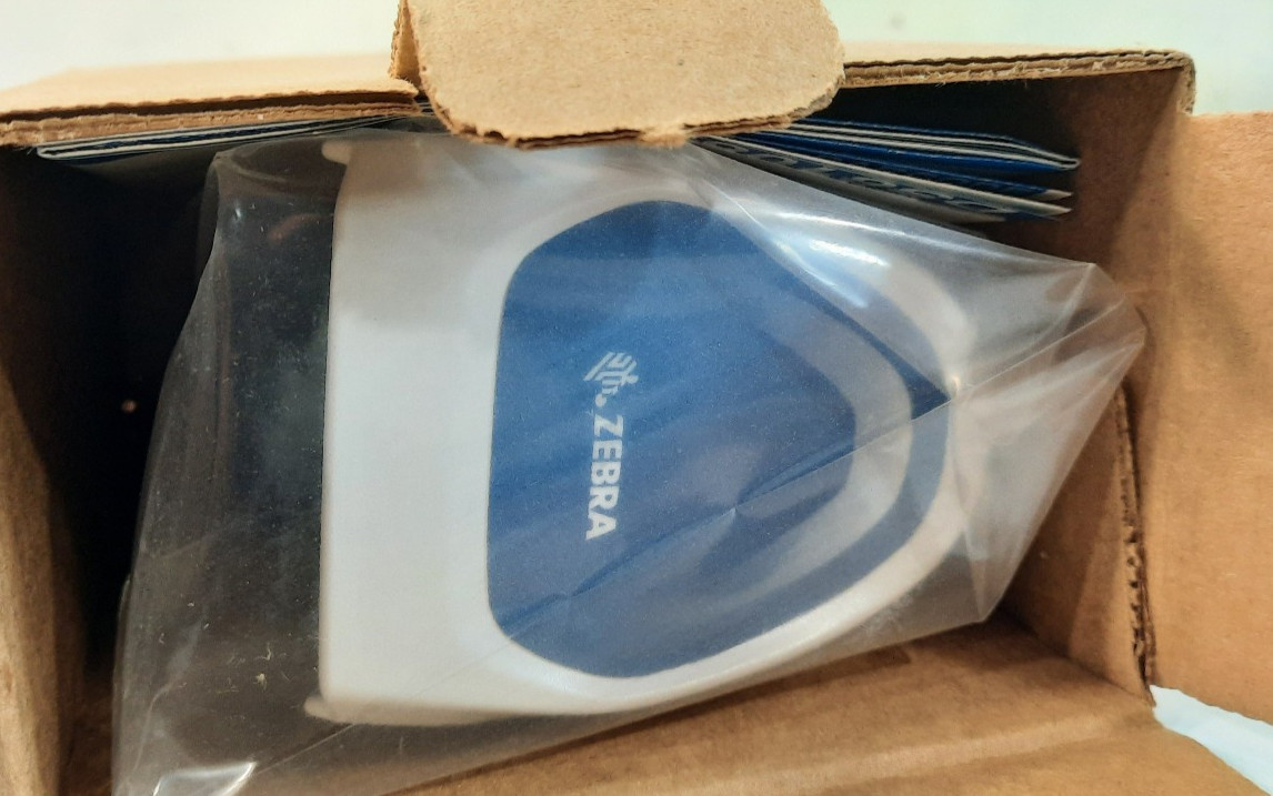 Open Box-Zebra DS8108 Handheld Barcode Scanner White/Blue DS8108-HC4000BVZWW