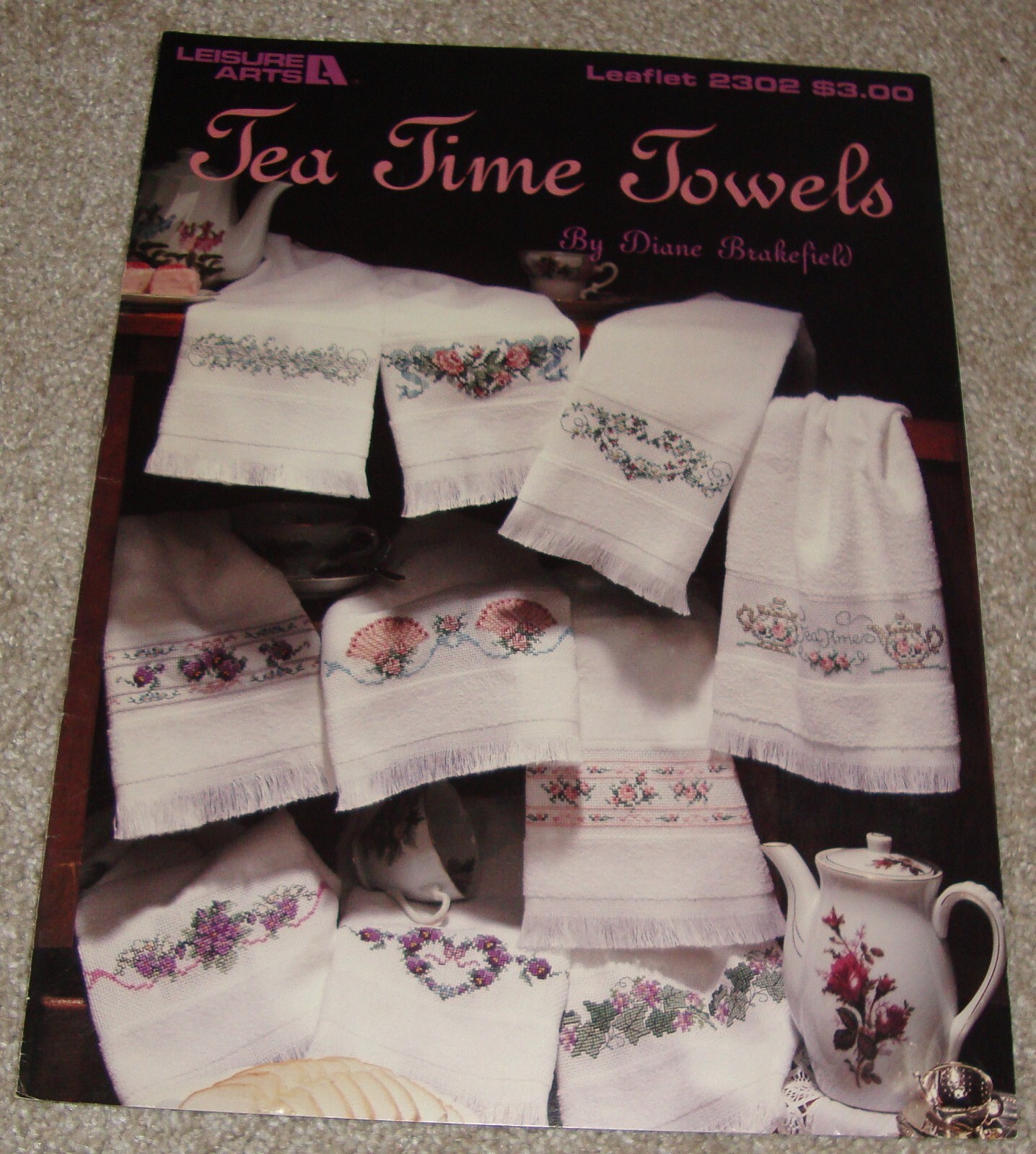 Leisure Arts 'Tea Time Towels' Counted Cross Stitch Pattern - New