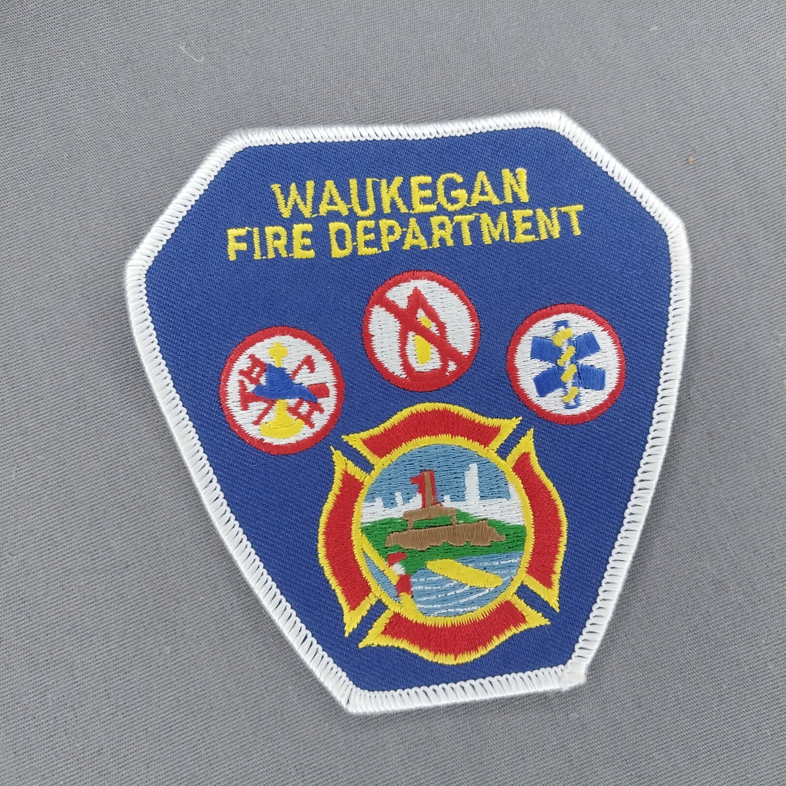 Waukegan IL Illinois Fire Dept. Iron On 4" Patch